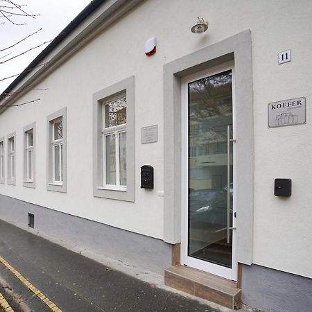 Koffer Apartman Eger Buitenkant foto