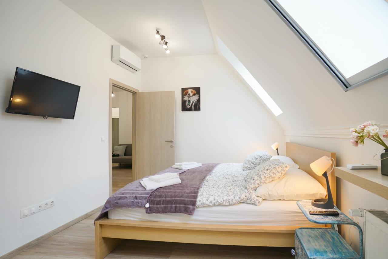 Koffer Apartman Eger Buitenkant foto